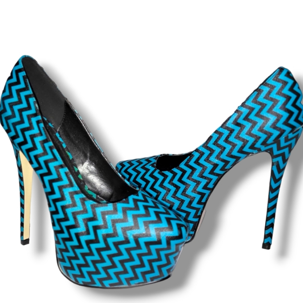 Black & turquoise pumps size 10